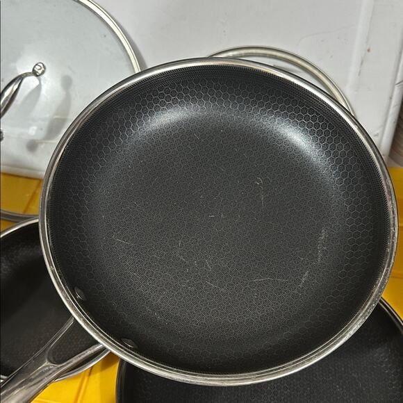 HEXCLAD 7 Piece Nonstick Stainless Steel Pot/Pan Set 8 10 12" Lids Wok $800 - Picture 8 of 11